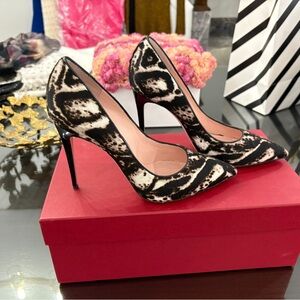 Salvatore Ferragamo Fiore Black Hair Pony Calf Hair Pumps
